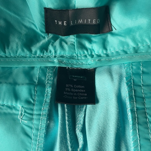 Shorts - Picture 4 of 4